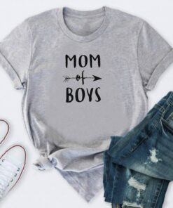 MOM OF BOYS Letter Print T Shirt Women Short Sleeve O Neck Loose Tshirt 2020 Summer Women Causal Tee Shirt Tops Mujer