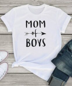 MOM OF BOYS Letter Print T Shirt Women Short Sleeve O Neck Loose Tshirt 2020 Summer Women Causal Tee Shirt Tops Mujer