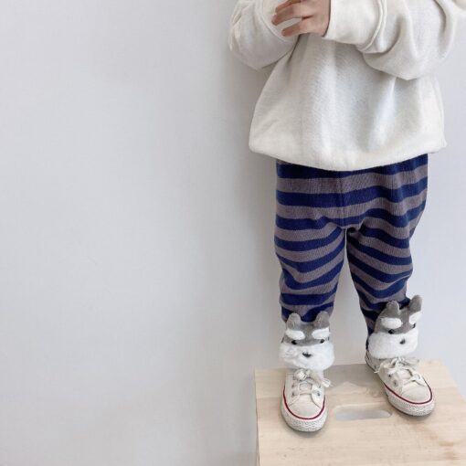Tonytaobaby Autumn and Winter New Boys and Girls Thick Stripe Three-dimensional Animal Bottomed Knitted Pants
